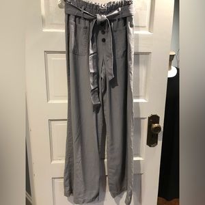 Linen/Rayon “paper bag” style pants in medium grey Size L